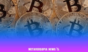 Close-up of Bitcoin coins representing Web3 market trends and cryptocurrency news